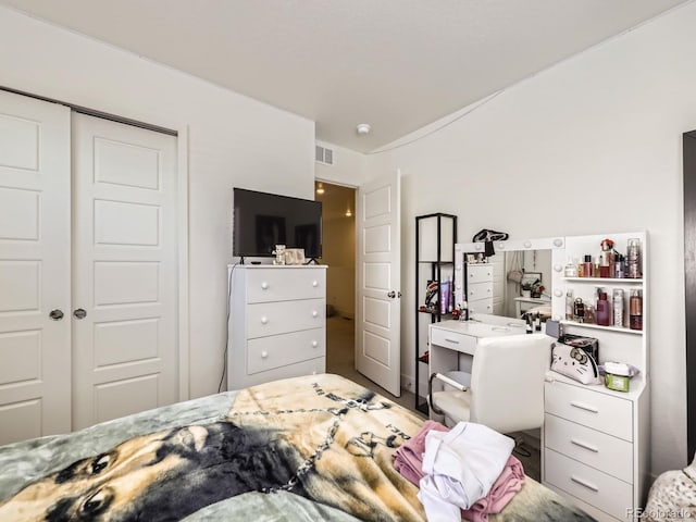 bedroom with a closet