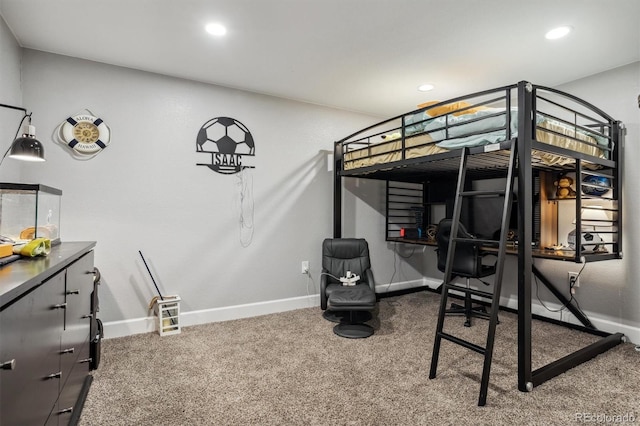 bedroom with carpet flooring