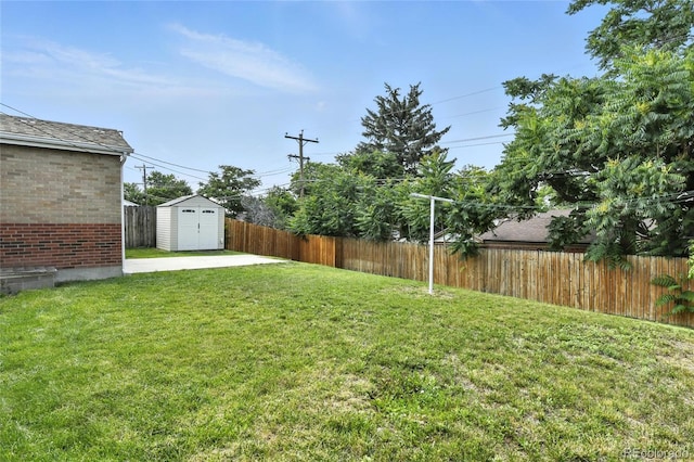 2441 E 93rd Pl, Thornton, CO 80229 - fenced backyard with a shed