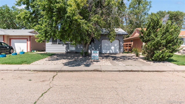 303 Chestnut St, Fort Morgan, CO 80701 - photo 2
