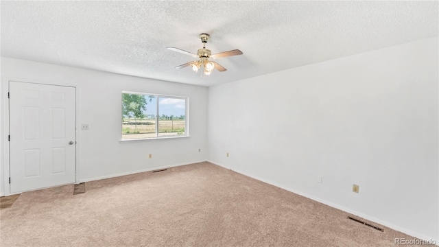 303 Chestnut St, Fort Morgan, CO 80701 - photo 5