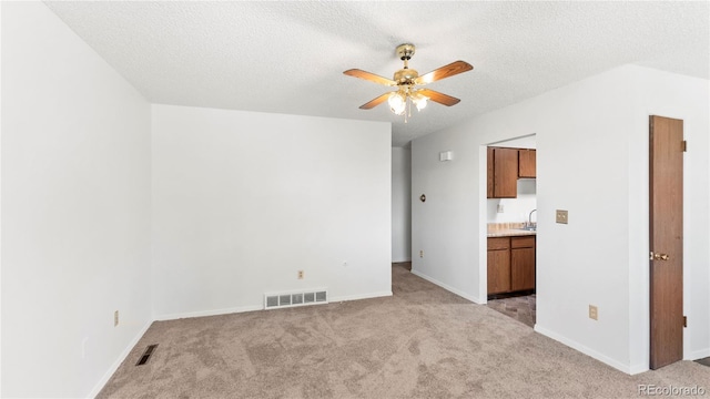 303 Chestnut St, Fort Morgan, CO 80701 - photo 6