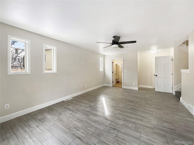 empty room with ceiling fan