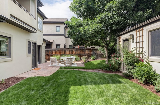 1272 S Milwaukee St, Denver, CO 80210 - view of yard with a patio