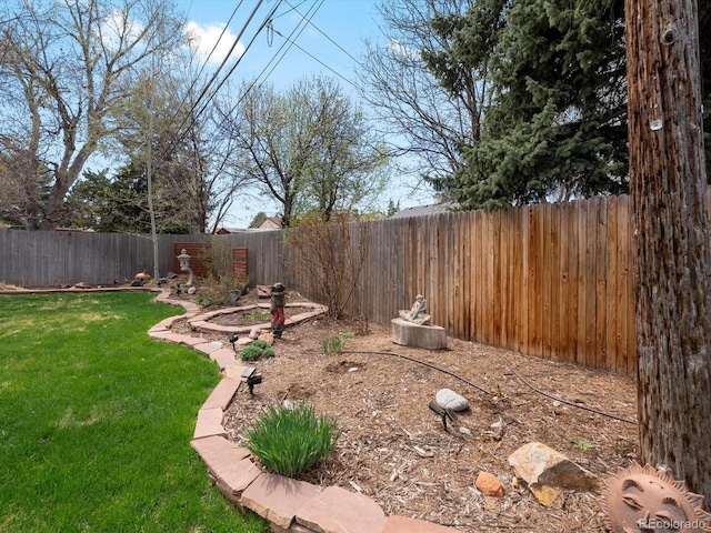 2535 Leyden St, Denver, CO 80207 - view of yard