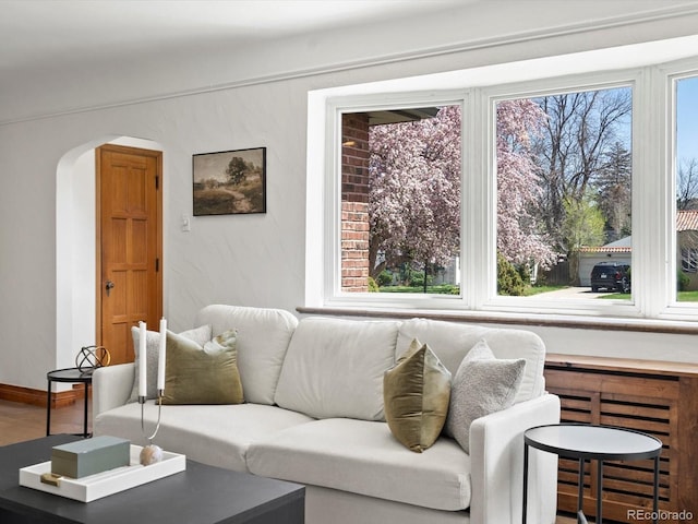 2535 Leyden St, Denver, CO 80207 - living room featuring arched walkways