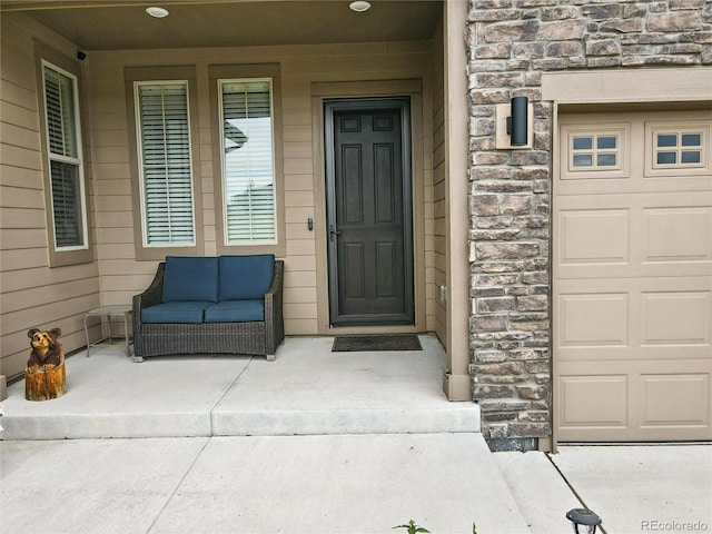 9538 Bear River St, Littleton, CO 80125 - entrance to property featuring stone siding