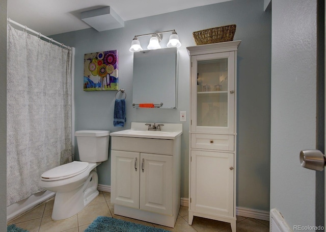 10373 W 75th Ave, Arvada, CO 80005 - bathroom featuring vanity, tile patterned flooring, and a shower with curtain
