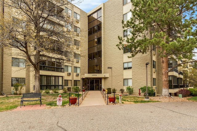13952 E Marina Dr Unit 102, Aurora, CO 80014 - view of apartment building / complex