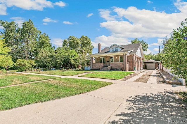 view of front facade featuring a garage and a front yard