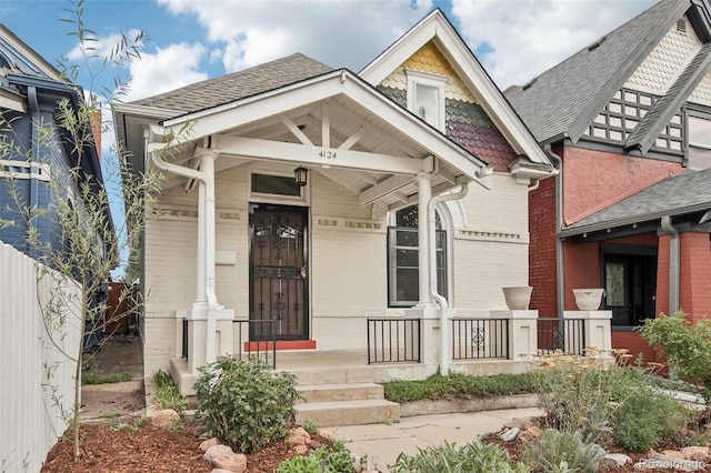 view of front facade featuring a porch