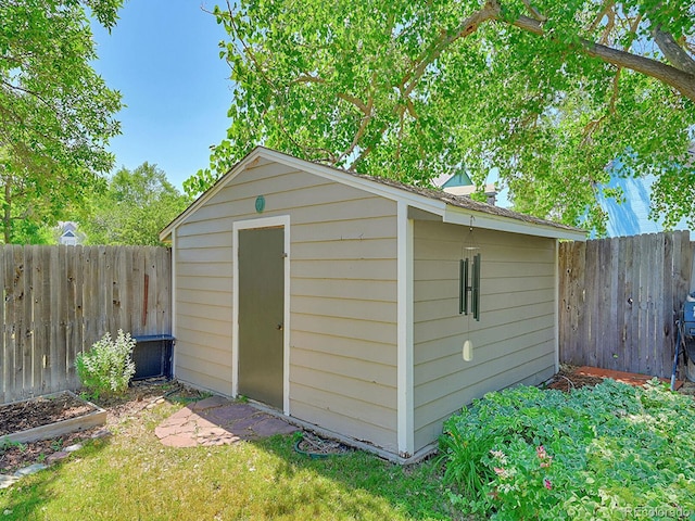 view of outbuilding