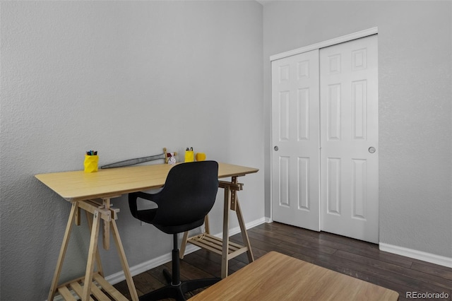 office with baseboards and dark wood finished floors