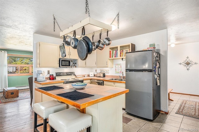 2208 Champlain Dr, Boulder, CO 80301 - photo 26