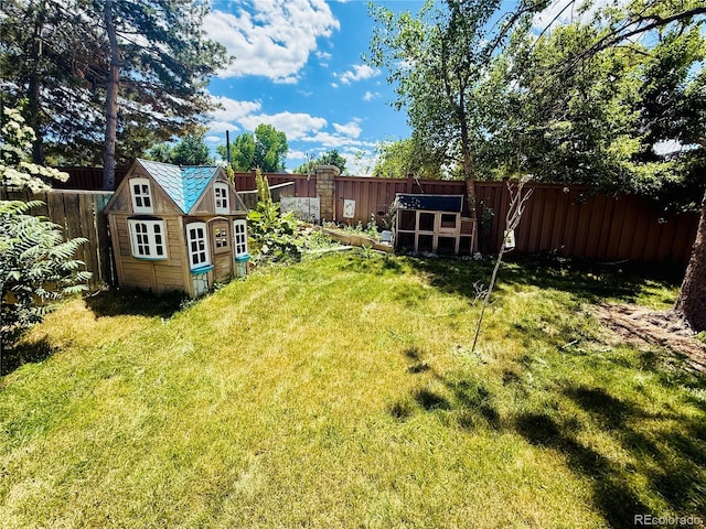 1744 Brookside Dr, Highlands Ranch, CO 80126 - fenced backyard with an outbuilding