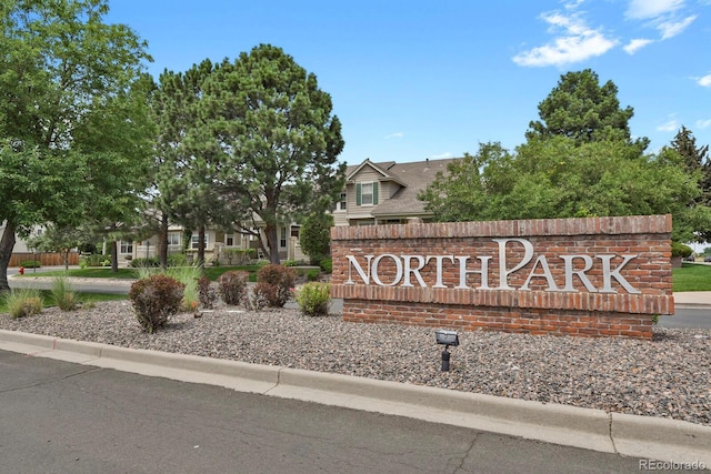 9874 Grove St Unit B, Westminster, CO 80031 - view of community sign
