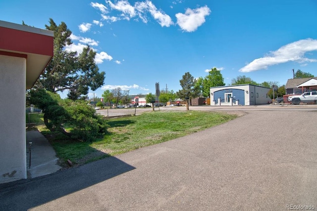 1560 Simms St, Lakewood, CO 80215 - view of green lawn