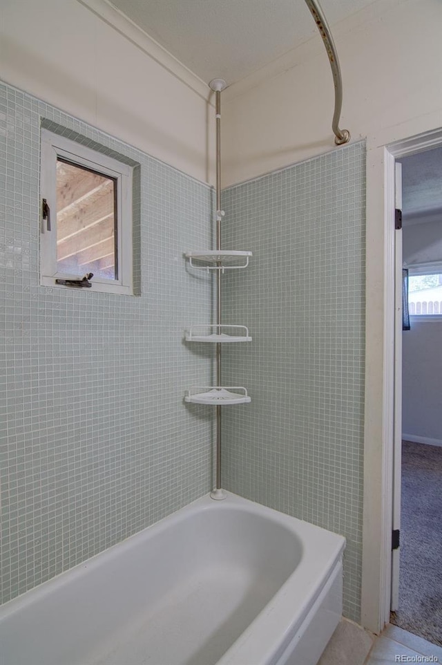 1560 Simms St, Lakewood, CO 80215 - full bathroom featuring shower / washtub combination