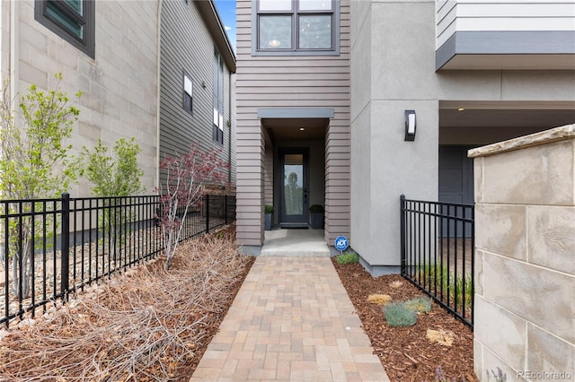 10113 Bellwether Ln, Lone Tree, CO 80124 - entrance to property featuring fence