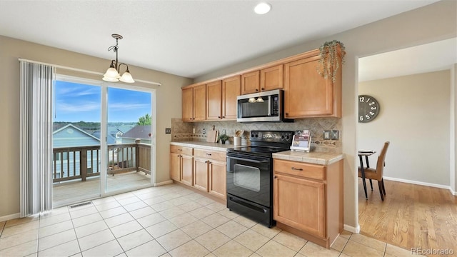 8295 Cedar Chase Dr, Fountain, CO 80817 - photo 11