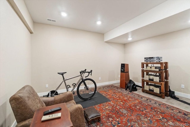 exercise room with baseboards, carpet flooring, visible vents, and recessed lighting