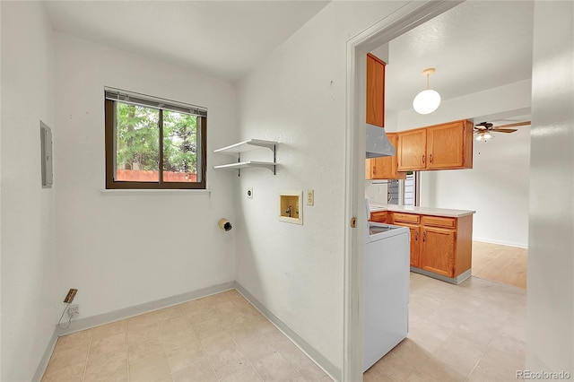 5275 Cody St, Arvada, CO 80002 - laundry area featuring washer / dryer, ceiling fan, and electric panel