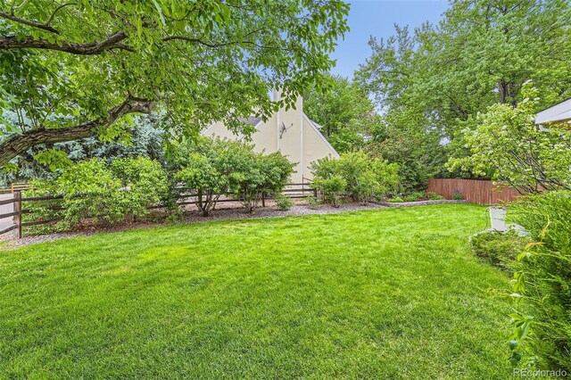 7708 S Krameria Ct, Centennial, CO 80112 - view of yard