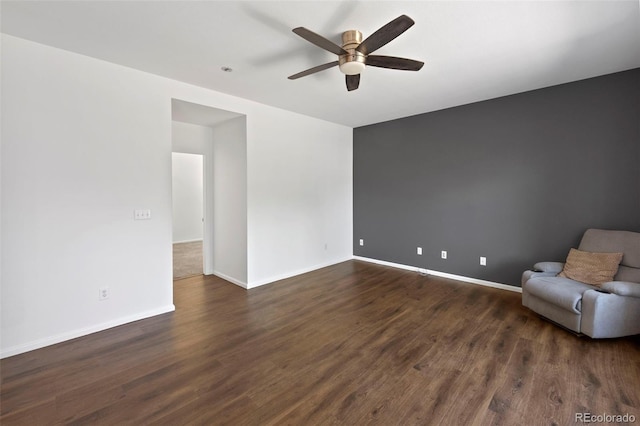 4807 S Killarney Ct, Aurora, CO 80015 - unfurnished room with ceiling fan and dark wood finished floors