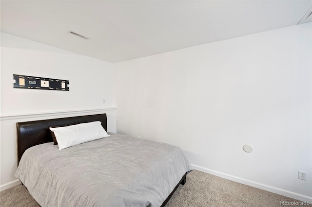 4807 S Killarney Ct, Aurora, CO 80015 - carpeted bedroom with baseboards