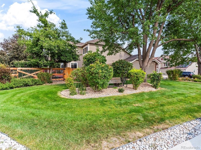 view of yard featuring fence