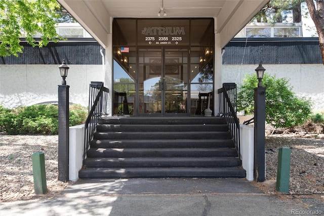 2325 S Linden Ct Unit 101, Denver, CO 80222 - entrance to property featuring stucco siding