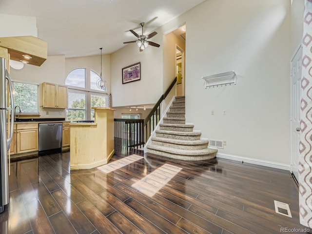 6532 Freeport Dr, Highlands Ranch, CO 80130 - photo 4