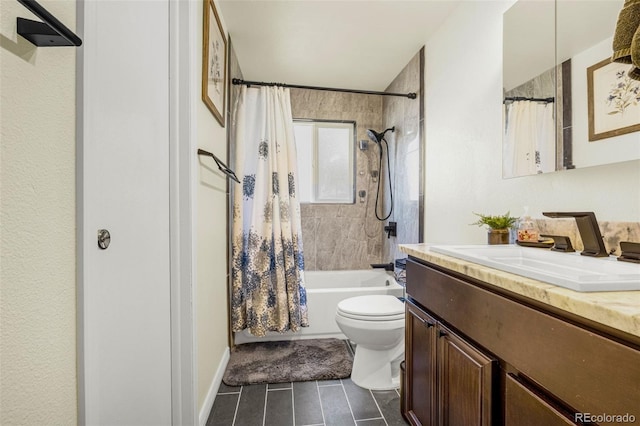 12475 W 38th Ave, Wheat Ridge, CO 80033 - bathroom featuring vanity and shower / tub combo with curtain