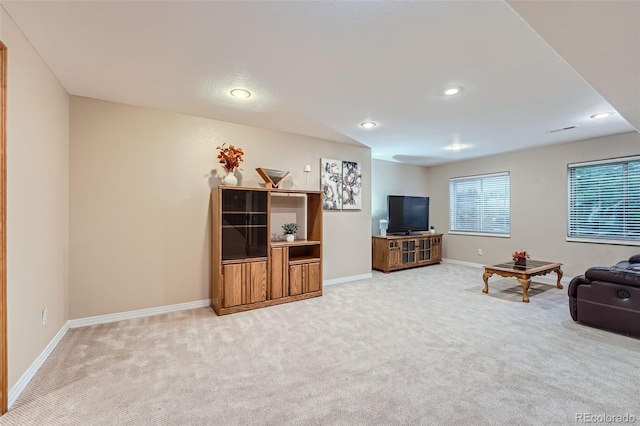 2417 S Racine Way, Aurora, CO 80014 - living area with light carpet and recessed lighting