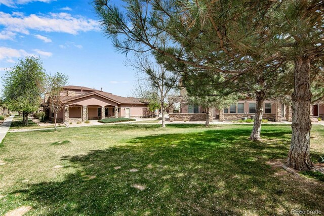 15501 E 112th Ave Unit 33D, Commerce City, CO 80022 - view of yard