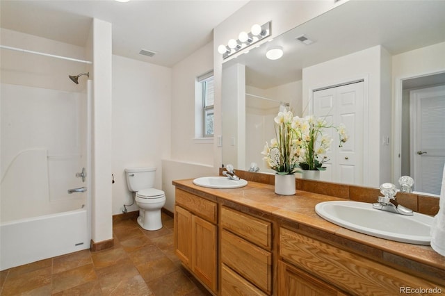 19770 Roaming Dr, Colorado Springs, CO 80908 - full bathroom featuring double vanity and shower / tub combo with curtain