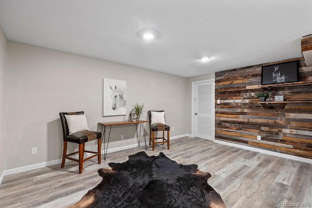 20908 E Dorado Cir, Centennial, CO 80015 - sitting room with wood finished floors and baseboards