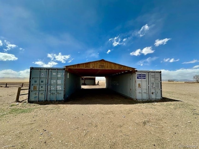 view of shed / structure