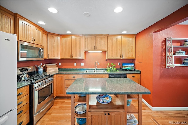 2028 Downing Dr, Colorado Springs, CO 80909