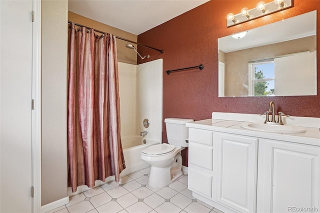 7667 W Brook Dr, Littleton, CO 80128 - full bath with a textured wall, vanity, and shower / tub combo