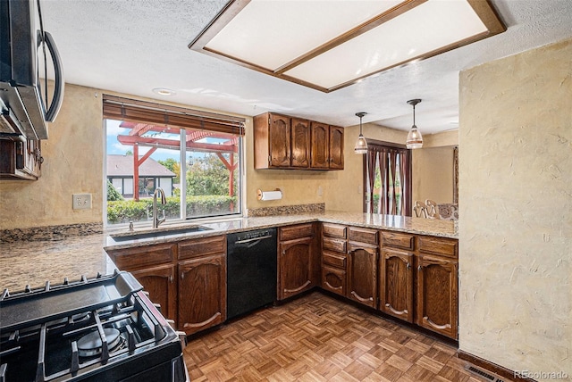7655 S Ogden Way, Centennial, CO 80122 - kitchen featuring black appliances, a sink, a textured wall, hanging light fixtures, and a textured ceiling