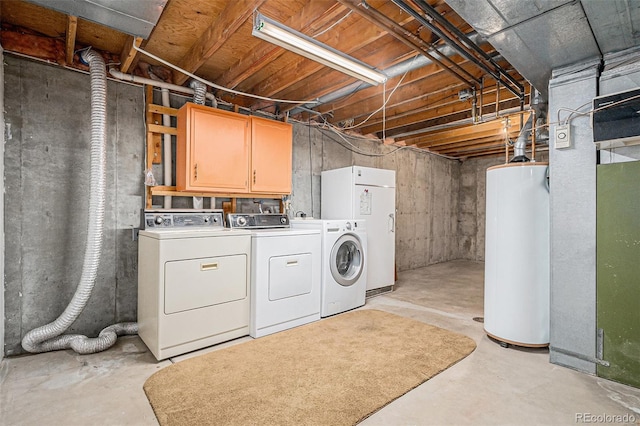 7655 S Ogden Way, Centennial, CO 80122 - laundry area with cabinet space, gas water heater, and independent washer and dryer