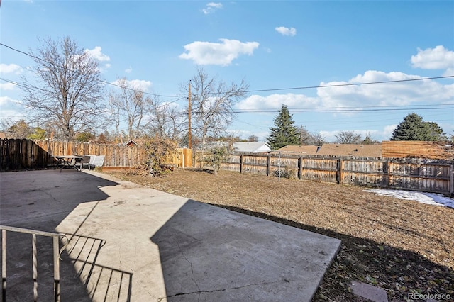 view of yard with a patio