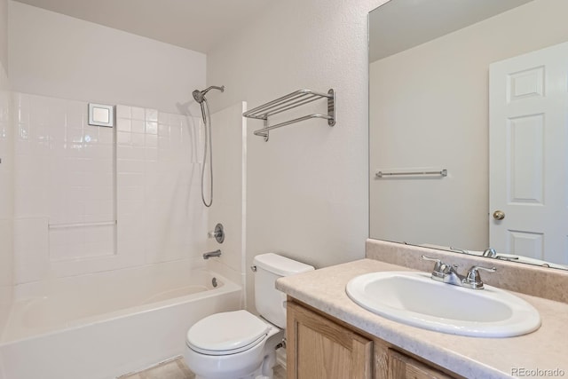 5522 S Quemoy Cir, Aurora, CO 80015 - bathroom featuring vanity and shower / tub combination