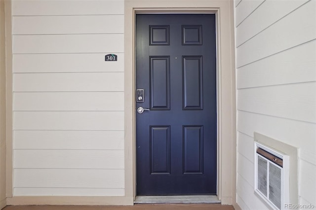 5726 N Genoa Way Unit 301, Aurora, CO 80019 - doorway to property