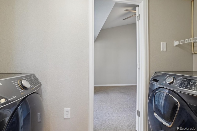 5726 N Genoa Way Unit 301, Aurora, CO 80019 - laundry room with washer / dryer and carpet