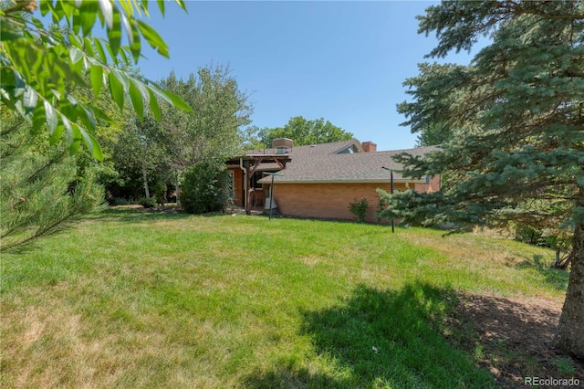 815 Hoyt St, Lakewood, CO 80215 - view of grassy yard