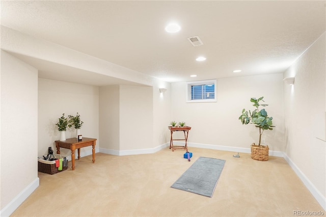 workout room with carpet floors