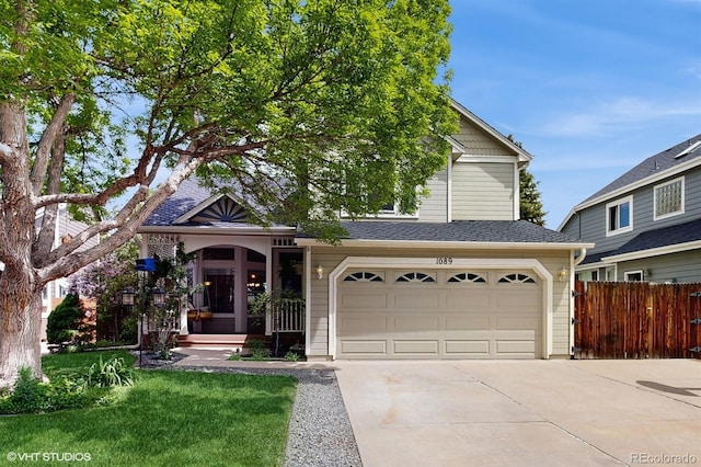 view of front of house featuring driveway and an attached garage