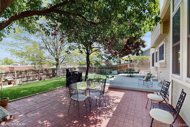 view of patio with outdoor dining space